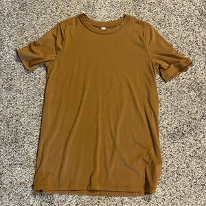 Size L t-shirt